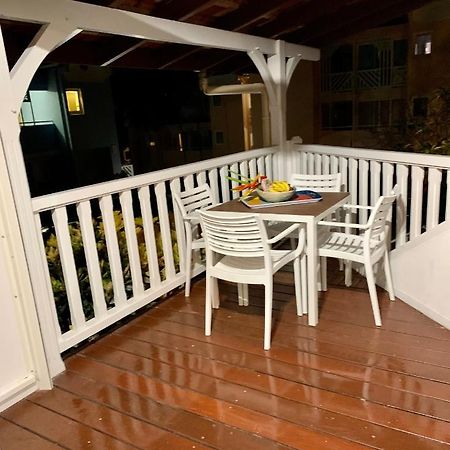 Somptueux Duplex Sur La Route Des Plages Сент-Анн Экстерьер фото